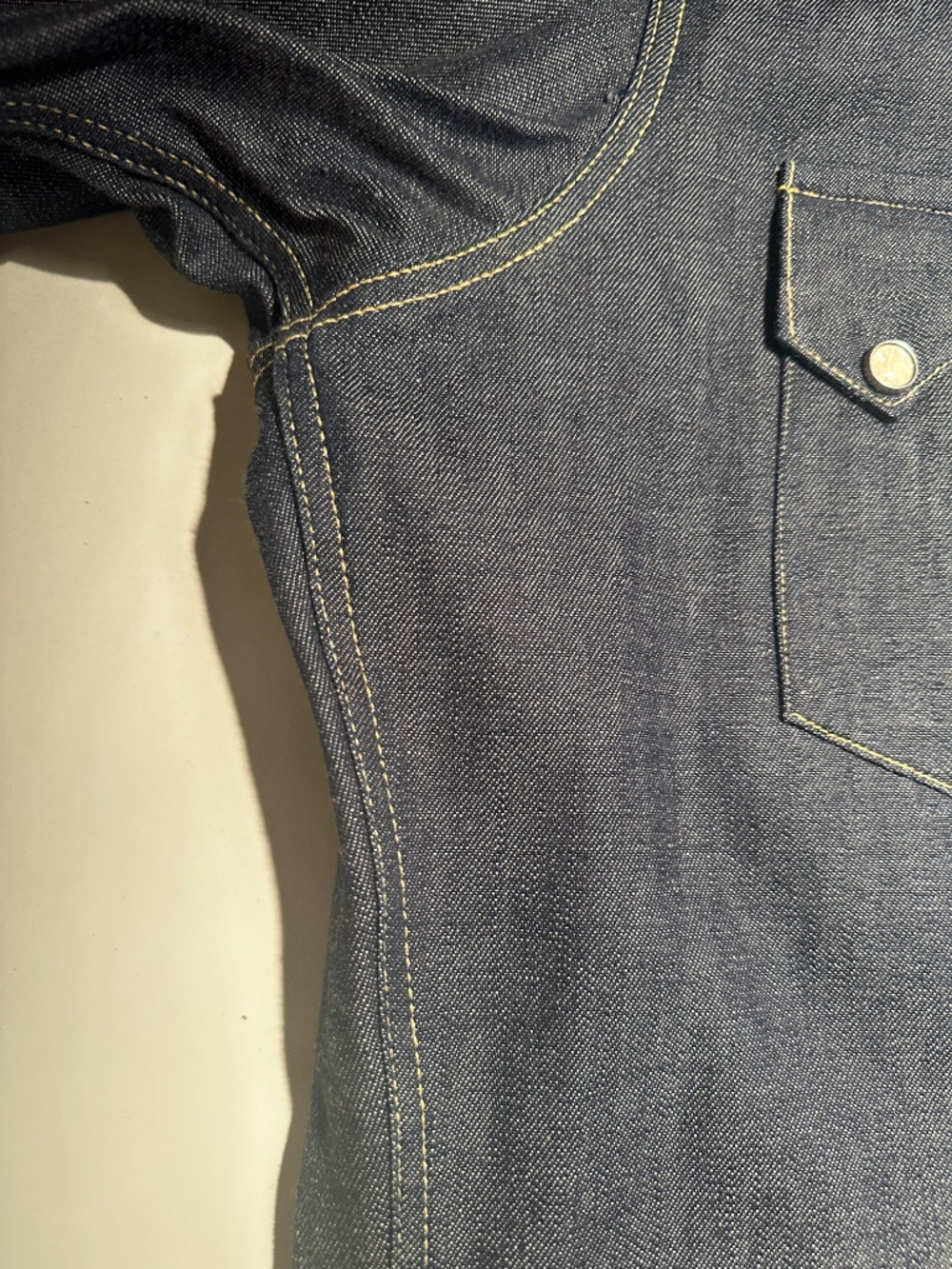 Levi's 'Big E' Denim Western Shirt - Picture 7 of 16